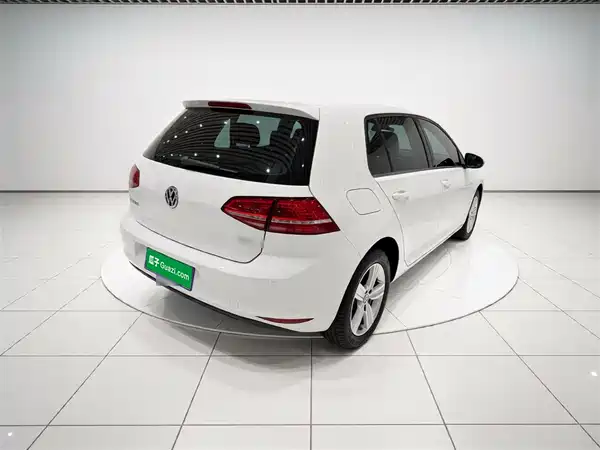 Volkswagen Golf 2016