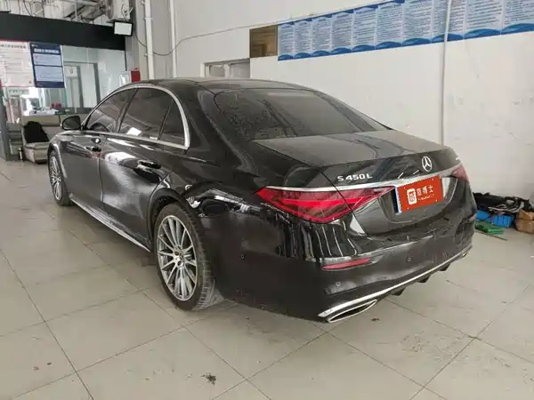 Mercedes-Benz S-Class 2021