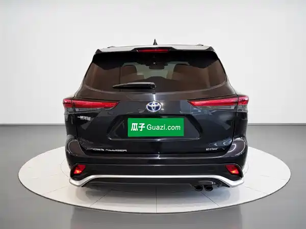 Toyota Crown Kluger 2021