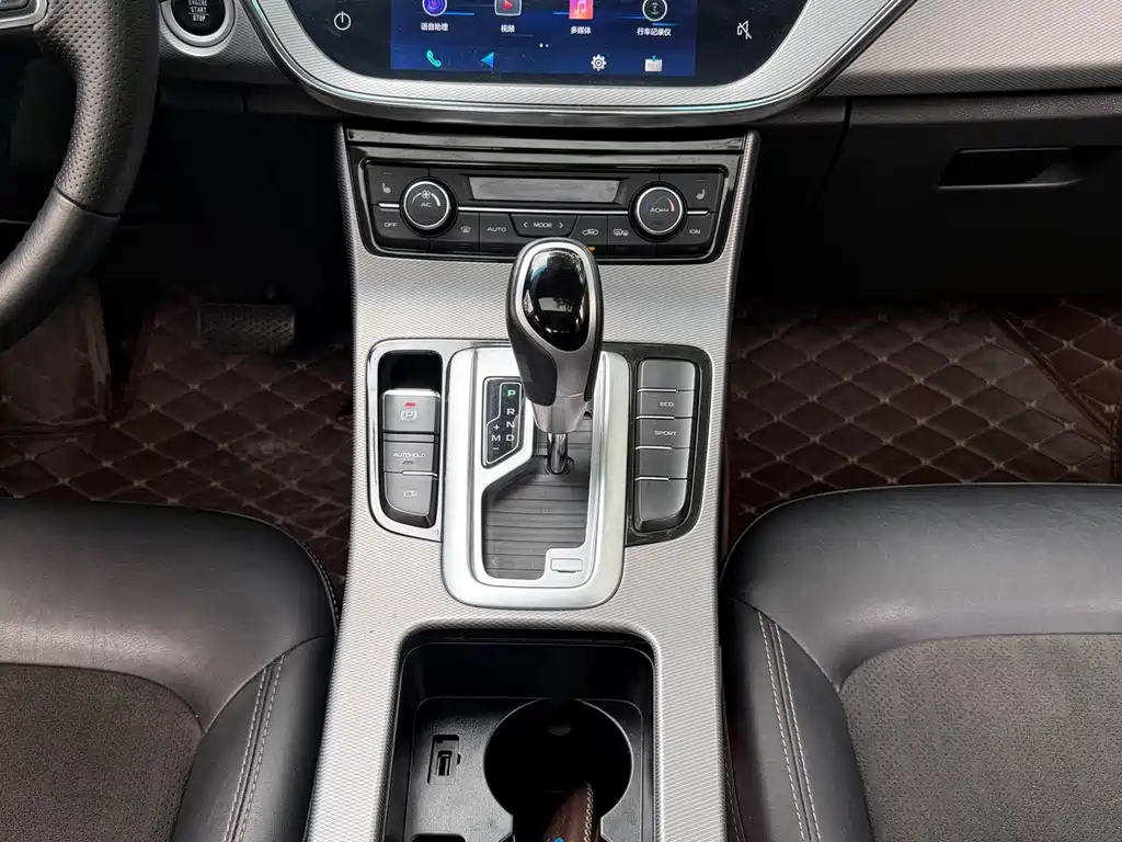 Geely Emgrand GL 2018 — фото 11