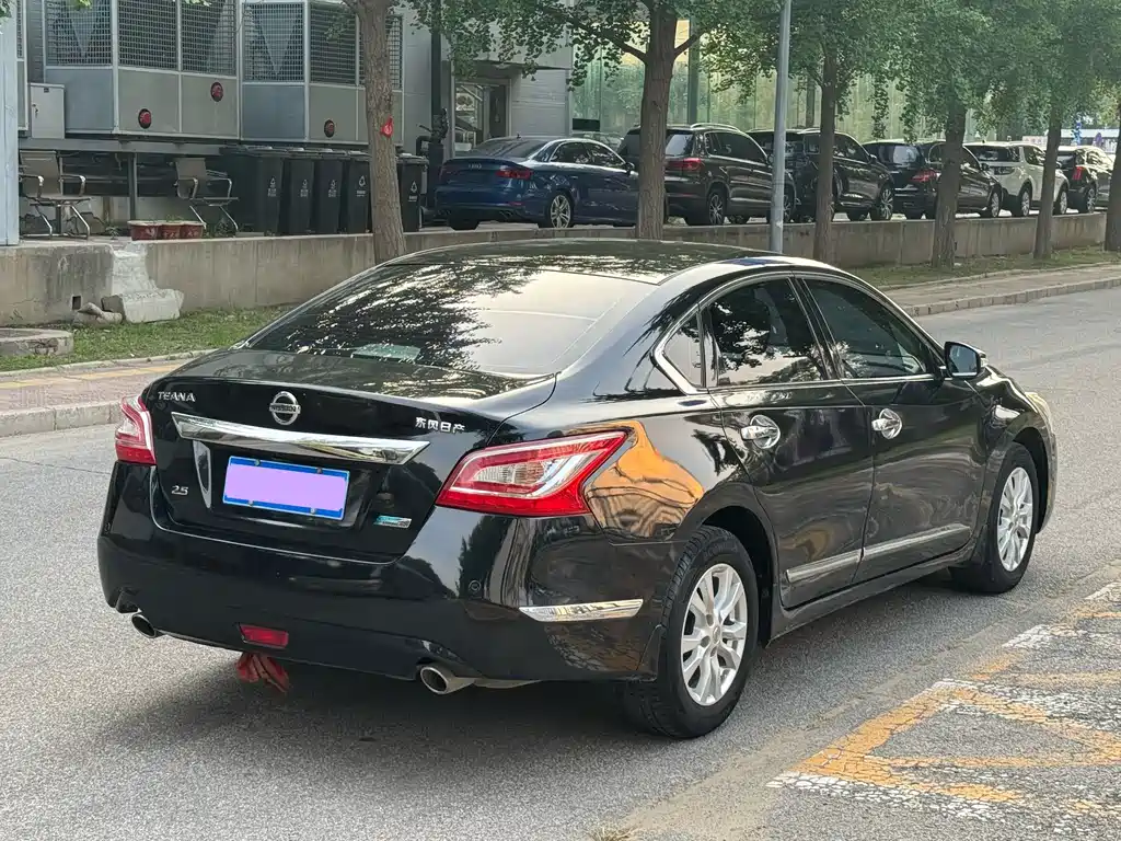 Nissan Teana 2014