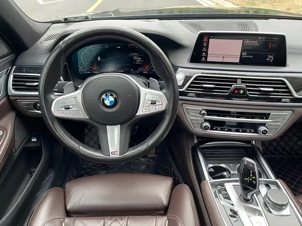 BMW 7 Series 2020 — фото 12