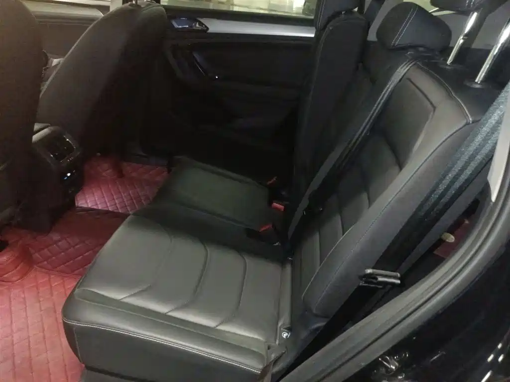 Volkswagen Tiguan L 2018 — фото 24