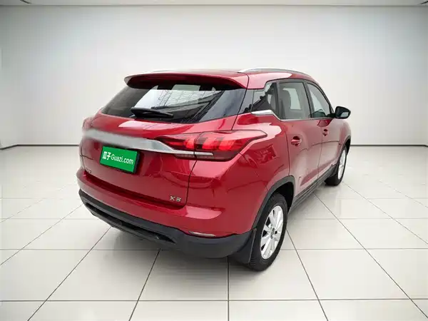BAIC X3 2019