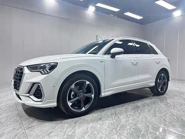 Audi Q3 2022
