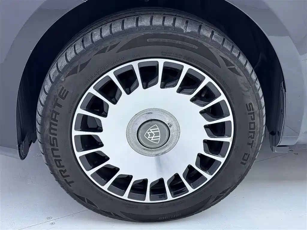 Mercedes-Benz Vito 2023 — фото 11