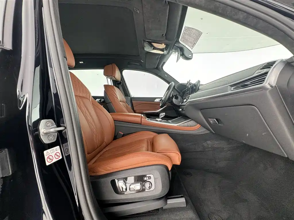 BMW X7 2020 — фото 19