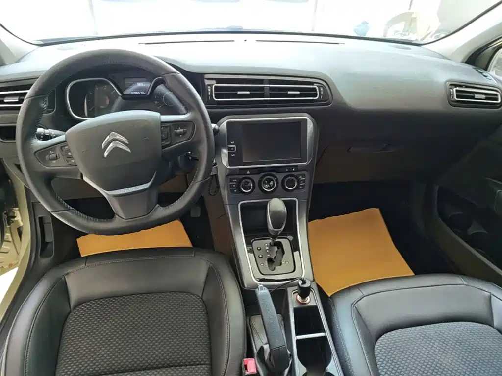 Citroën C4 Sega 2017 — фото 10