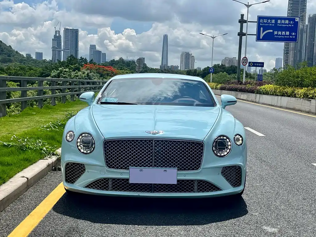 Bentley Continental 2021 — фото 2
