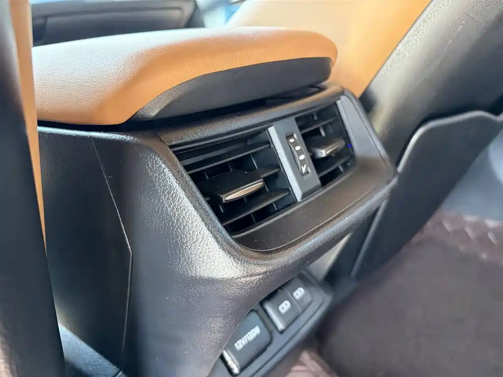 Lexus ES 2023 — фото 18