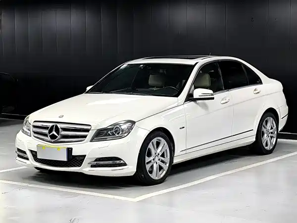Mercedes-Benz C-Class 2011