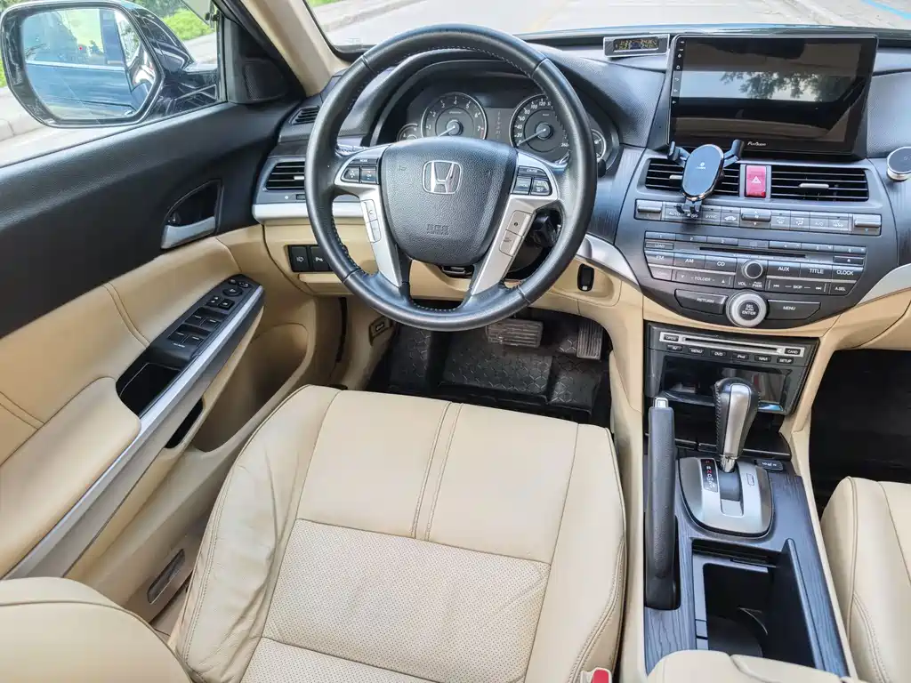 Honda Crosstour 2014 — фото 10