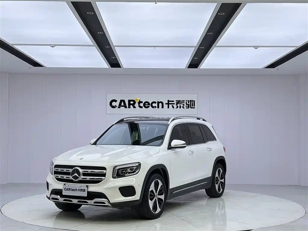 Mercedes-Benz GLB 2022 — фото 1