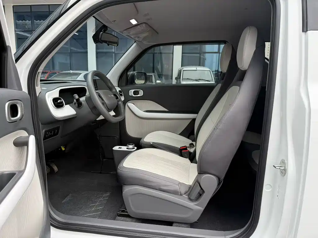 Geely Galaxy Panda 2025 — фото 4