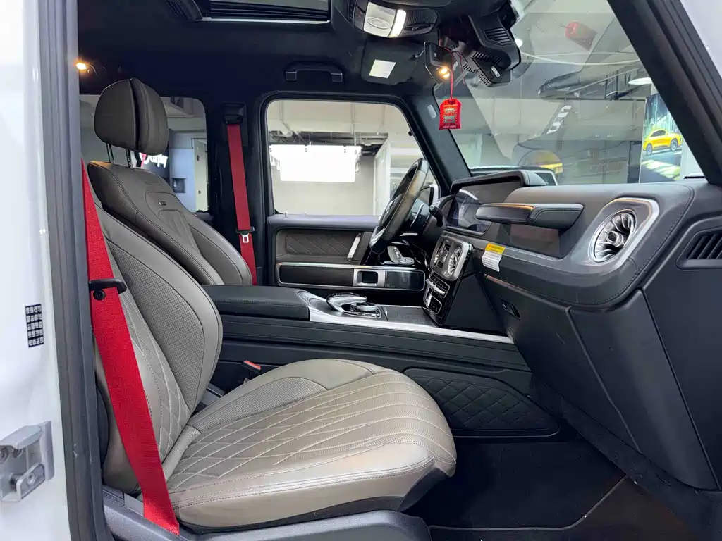 Mercedes-Benz G-Class AMG 2023 — фото 23