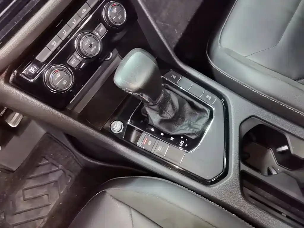 Volkswagen Tiguan L 2019 — фото 14