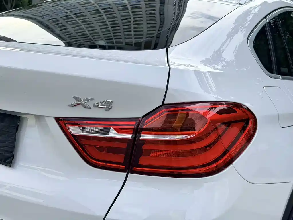 BMW X4 2014 — фото 23