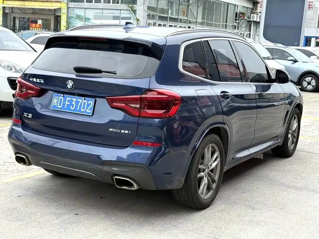 BMW X3 2021