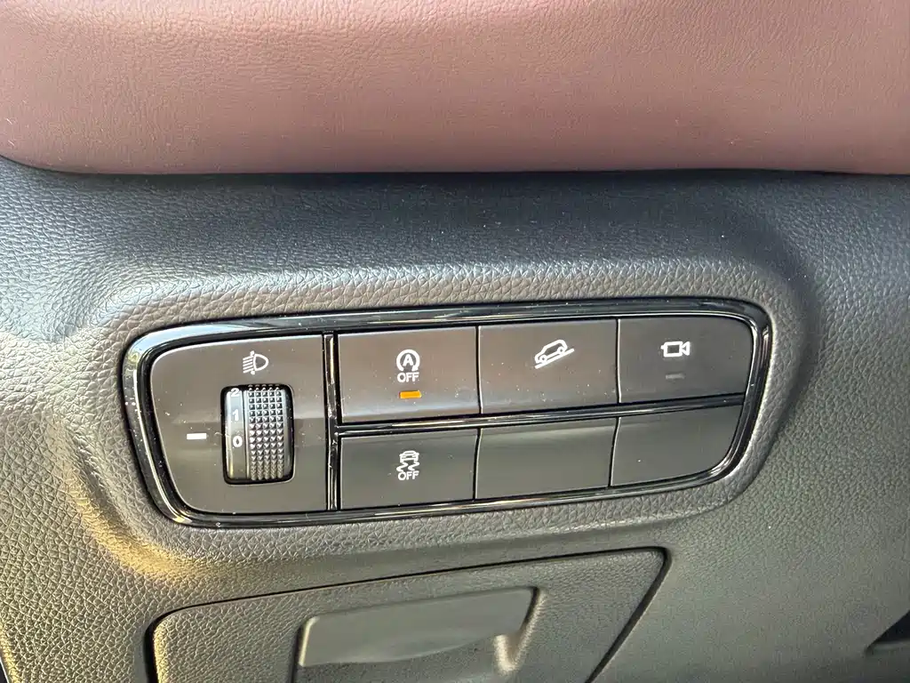GAC Trumpchi M6 2022 — фото 26