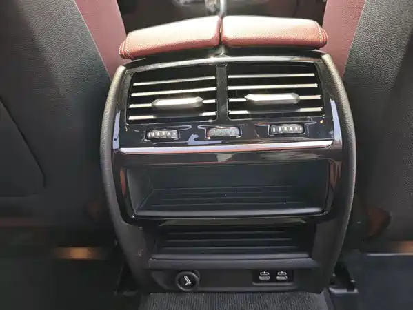 BMW 5 Series New Energy 2021