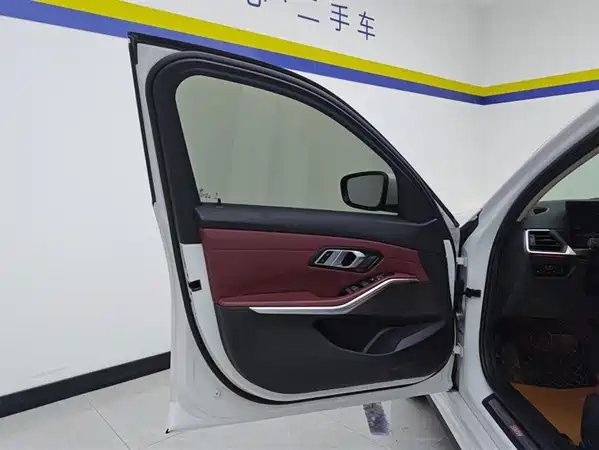 BMW i3 2023