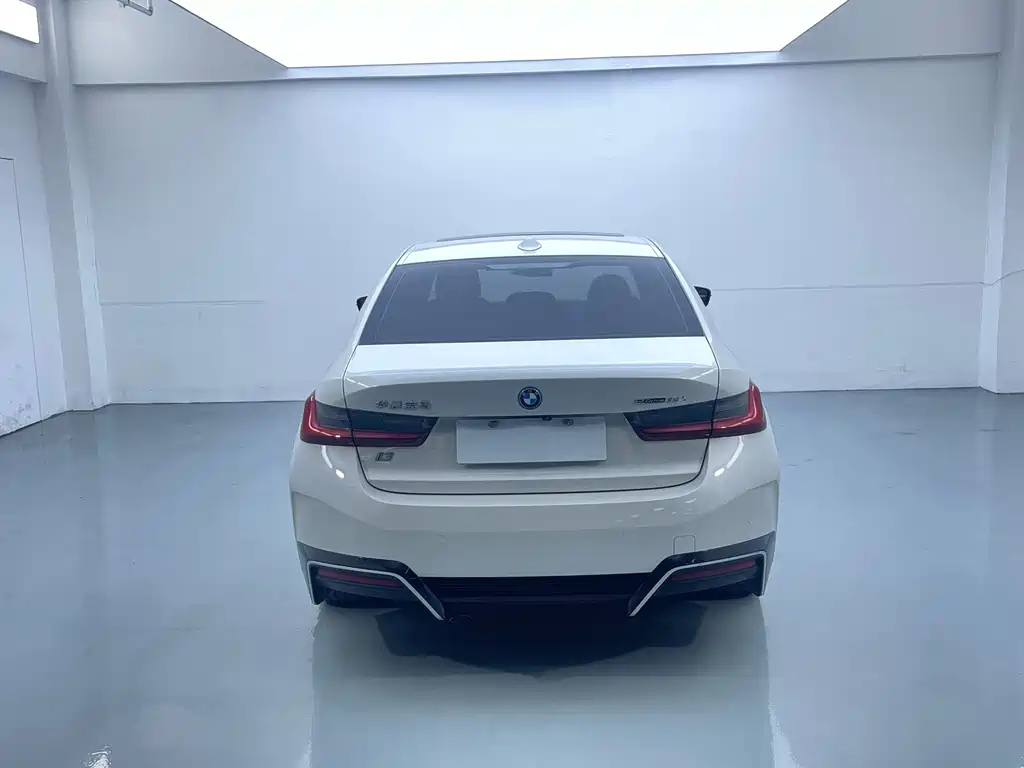 BMW i3 2023 — фото 11