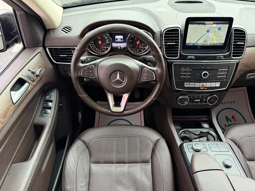 Mercedes-Benz GLE 2018 — фото 9
