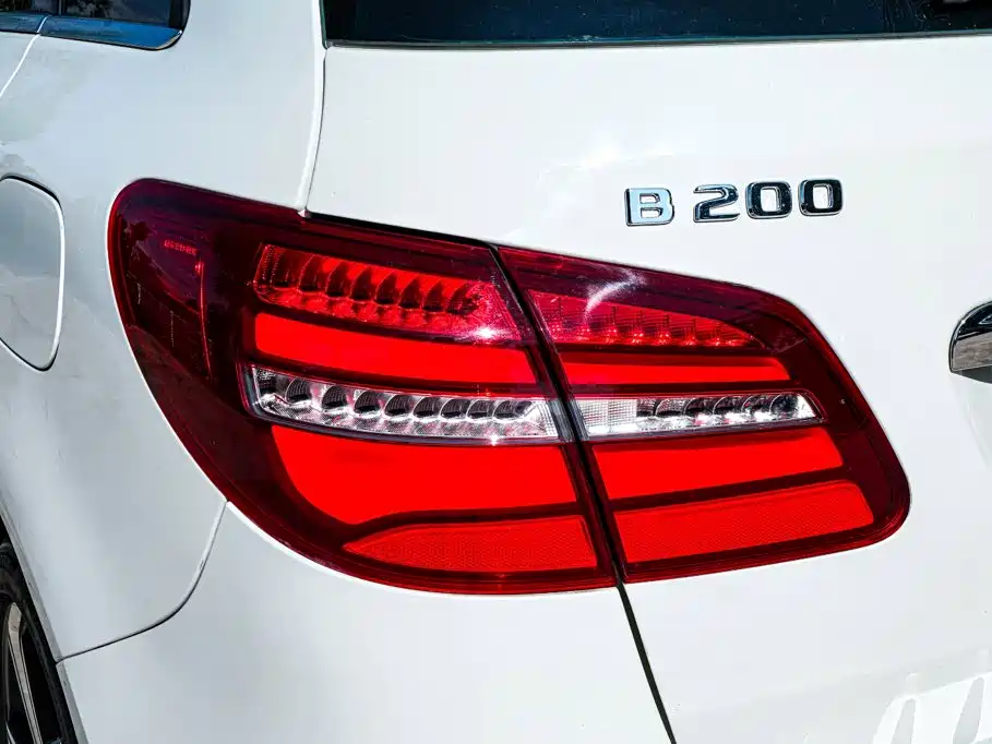 Mercedes-Benz B-Class 2018 — фото 21