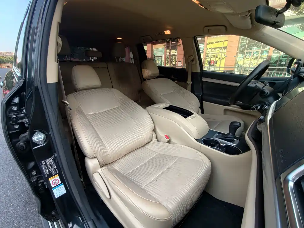 Toyota Highlander 2019 — фото 16