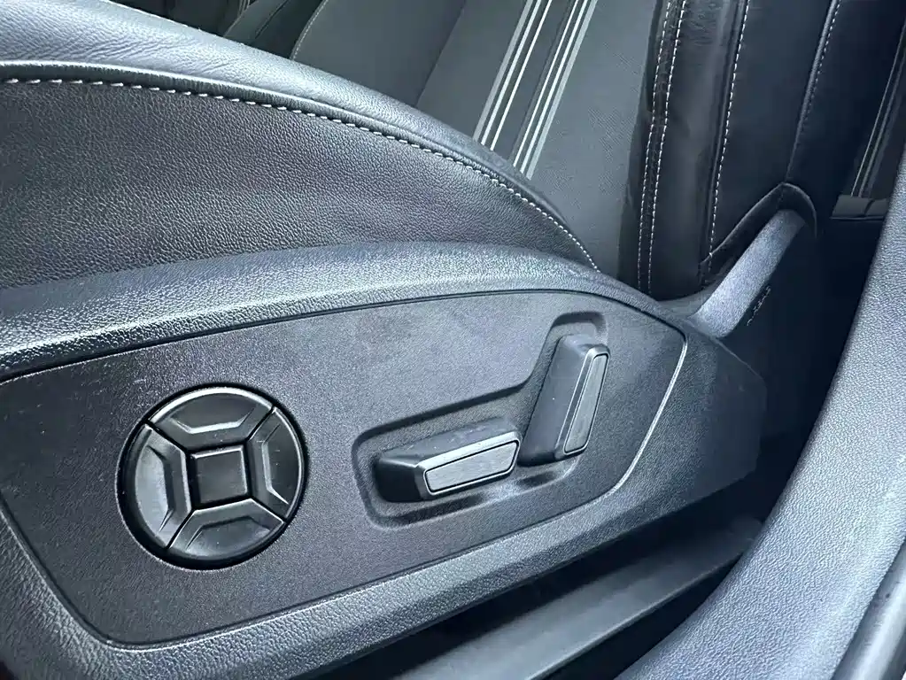Audi A3 2023 — фото 14