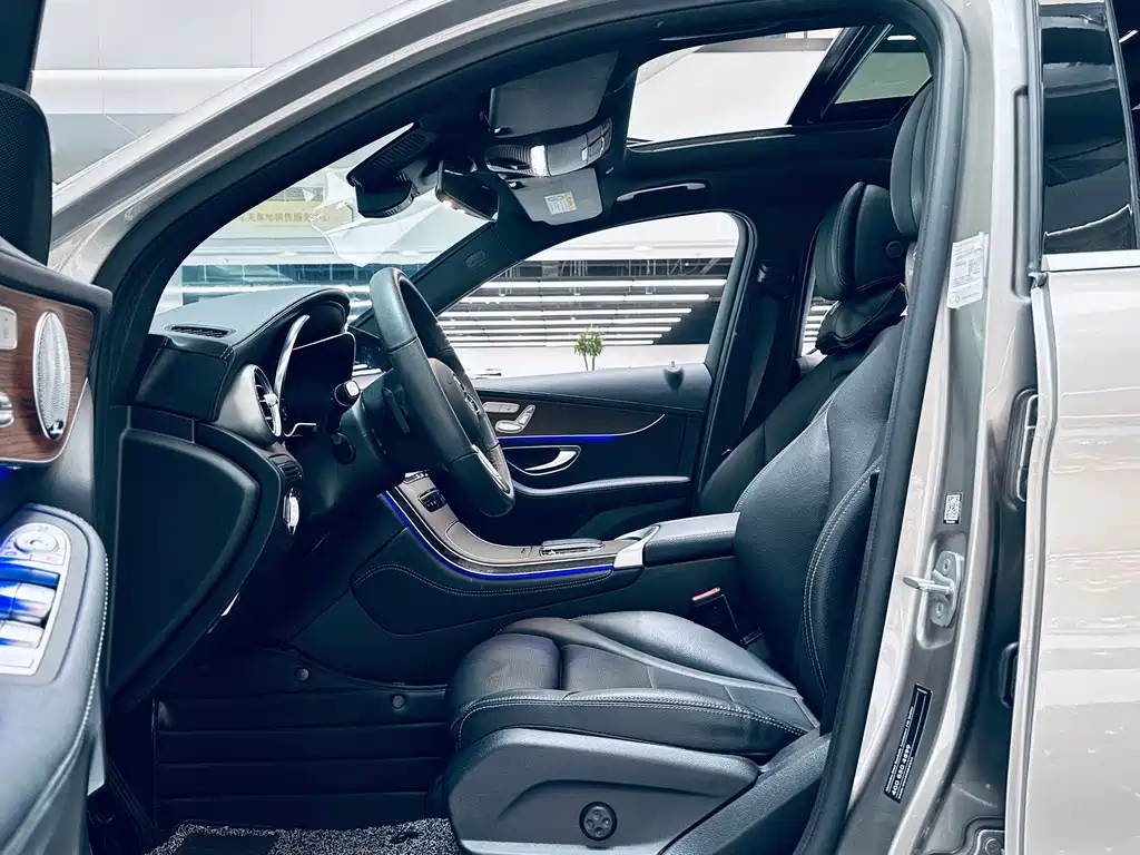 Mercedes-Benz GLC 2021 — фото 19