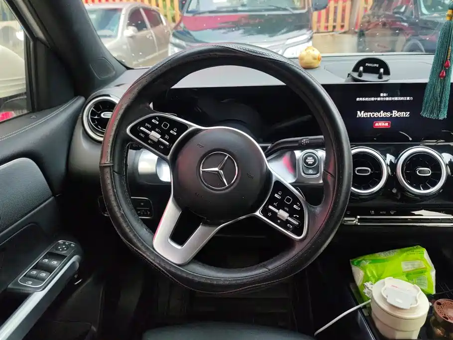 Mercedes-Benz GLB 2020 — фото 15