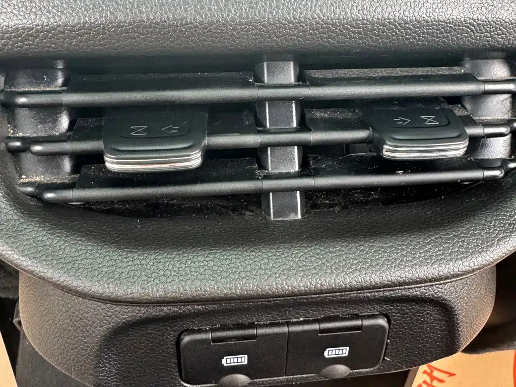 Haval H6S 2023 — фото 13