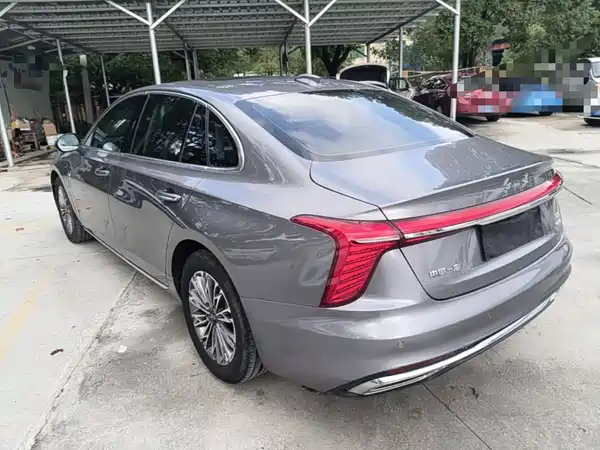 Hongqi H5 2022