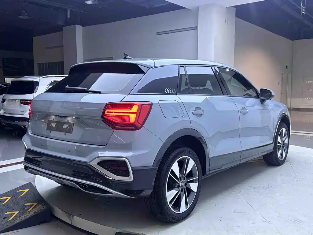 Audi Q2L 2022