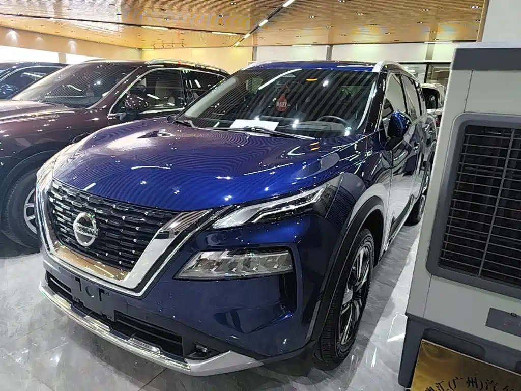 Nissan X-Trail 2022 — фото 2