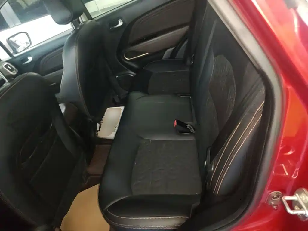 GAC Trumpchi GS3 2018 — фото 17
