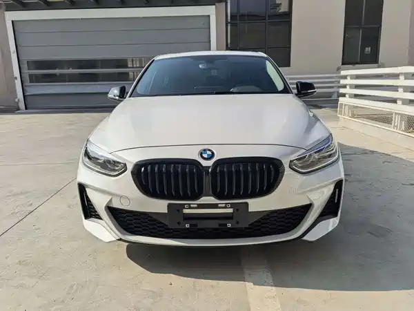 BMW 1 Series 2023