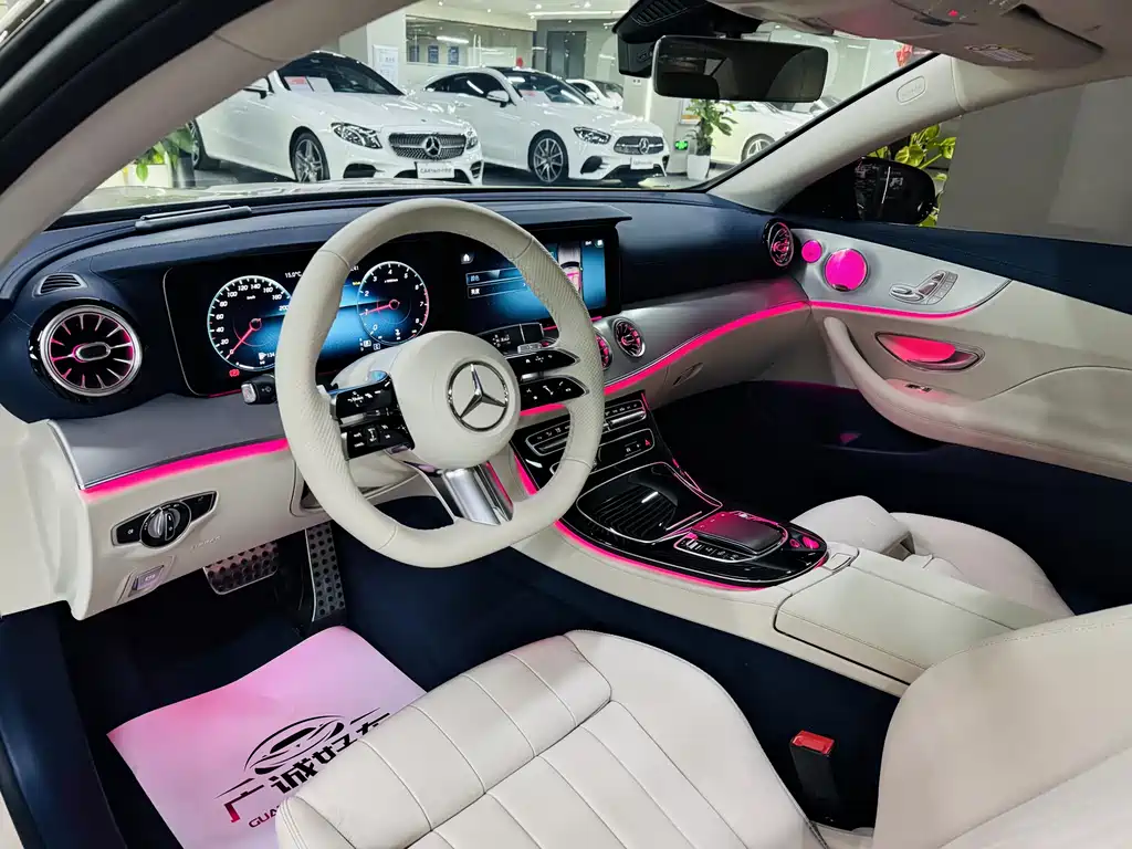 Mercedes-Benz E-Class 2023 — фото 8