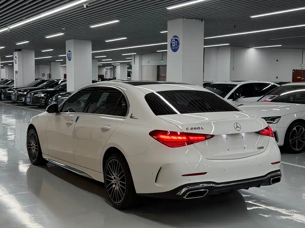 Mercedes-Benz C-Class 2023