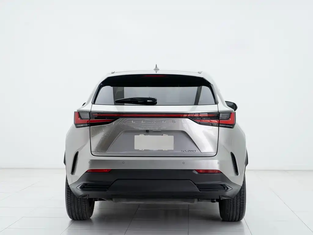 Lexus NX 2022 — фото 4