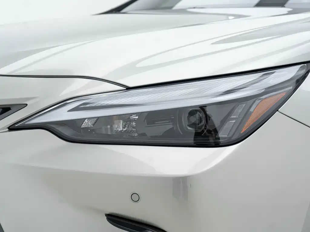 Lexus NX 2022 — фото 16