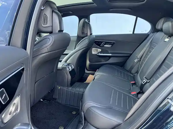 Mercedes-Benz C-Class 2023
