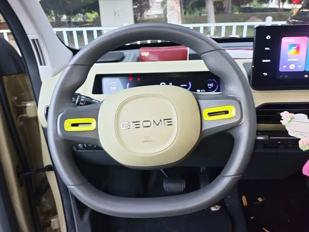 Geely Galaxy Panda 2024 — фото 11