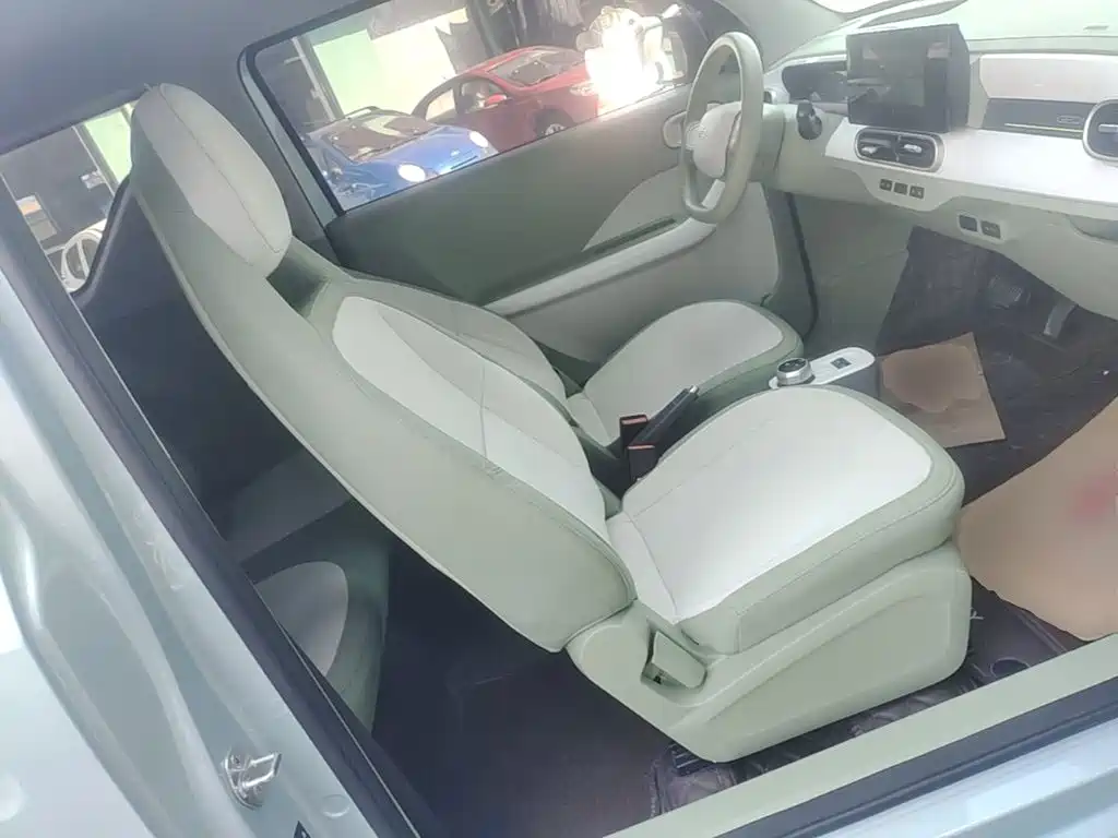 Geely Galaxy Panda 2025 — фото 25