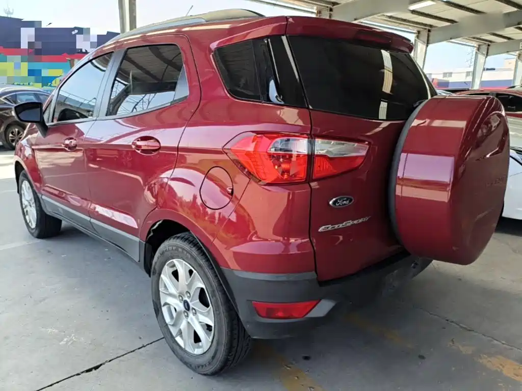 Ford EcoSport 2015 — фото 5