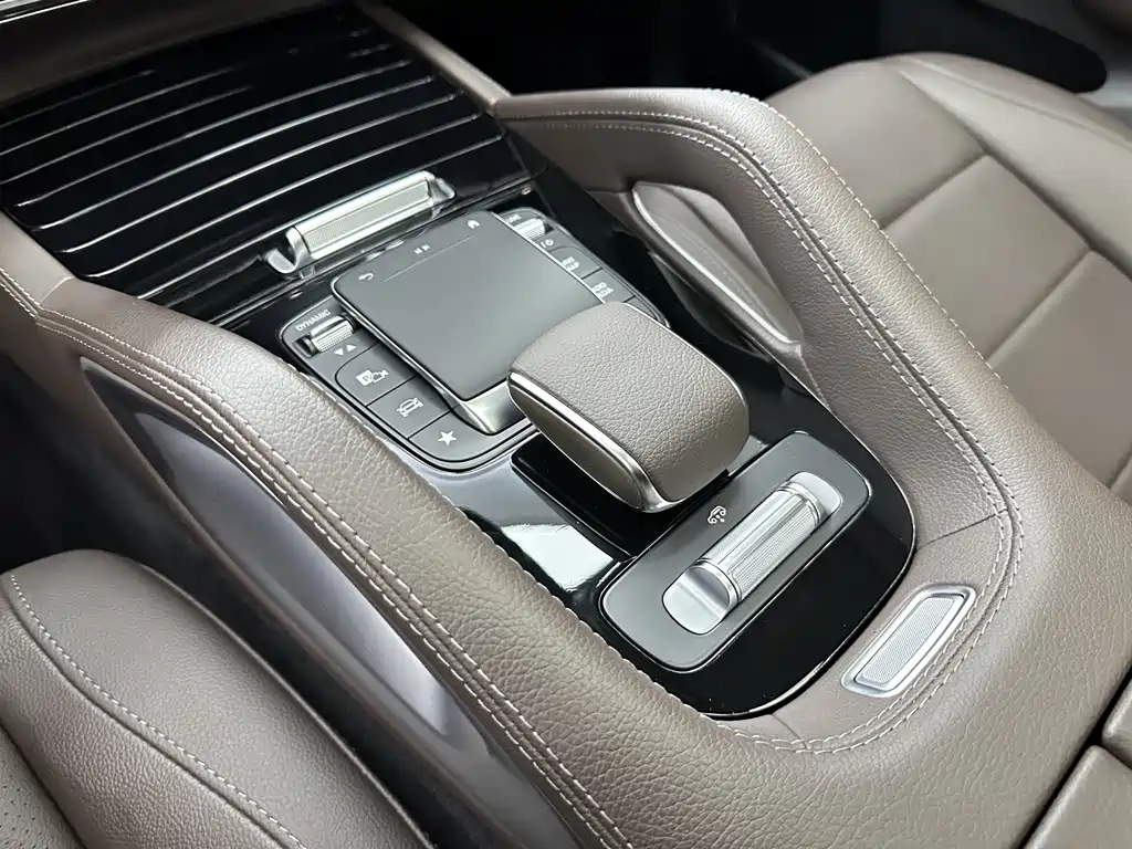 Mercedes-Benz GLS 2023 — фото 20