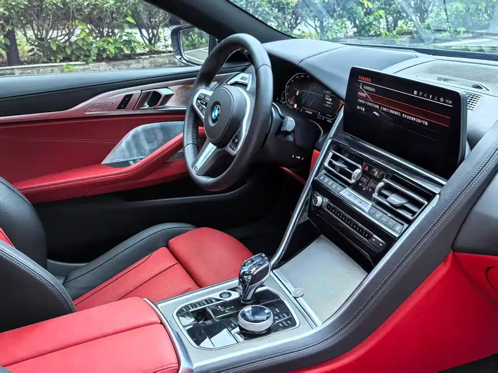 BMW 8 Series 2023 — фото 13