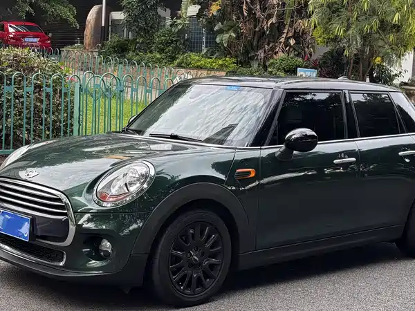 MINI 2016