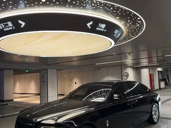 Rolls-Royce Ghost 2015